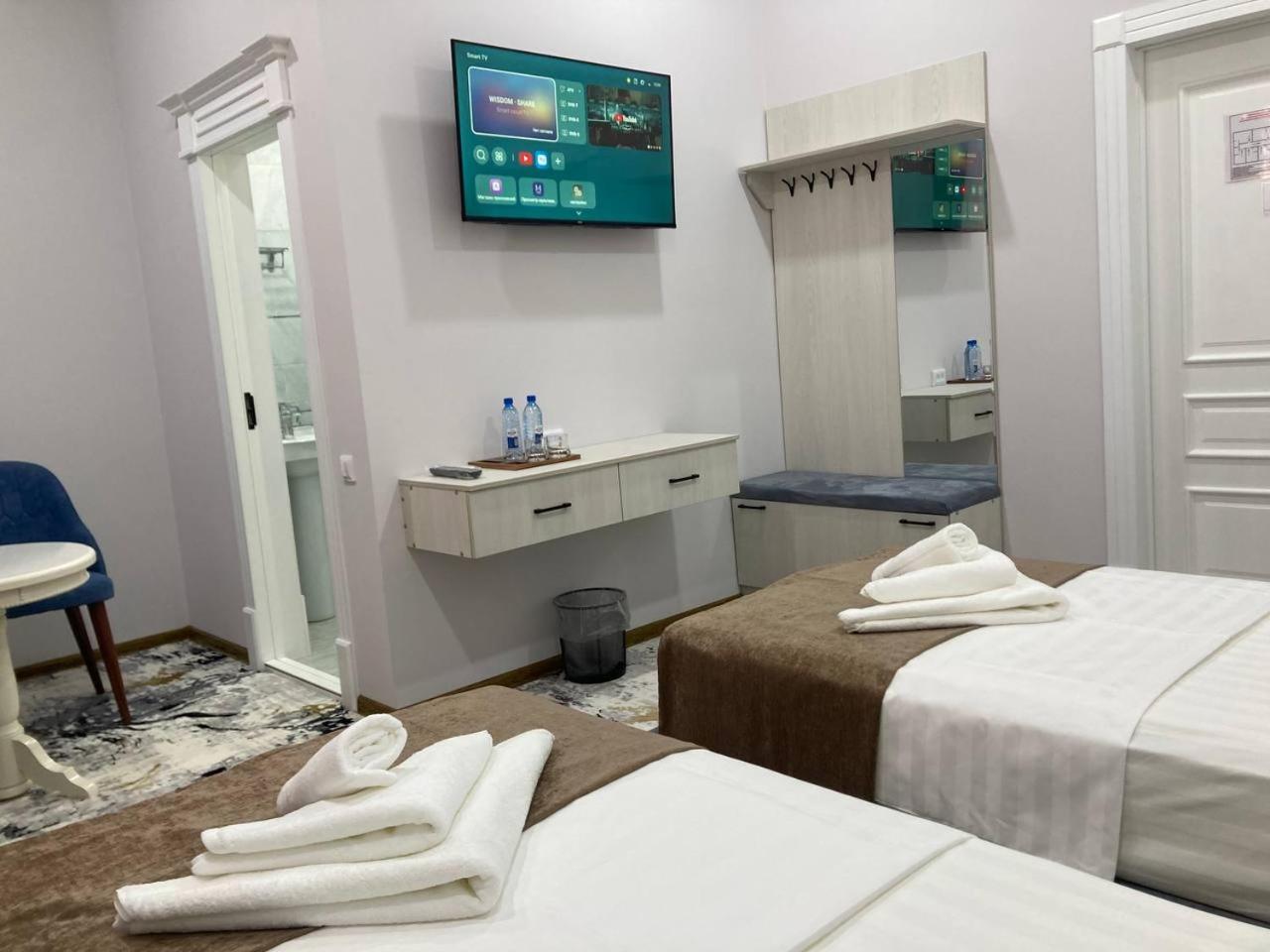 Zehra Hotel Bukhara Bagian luar foto