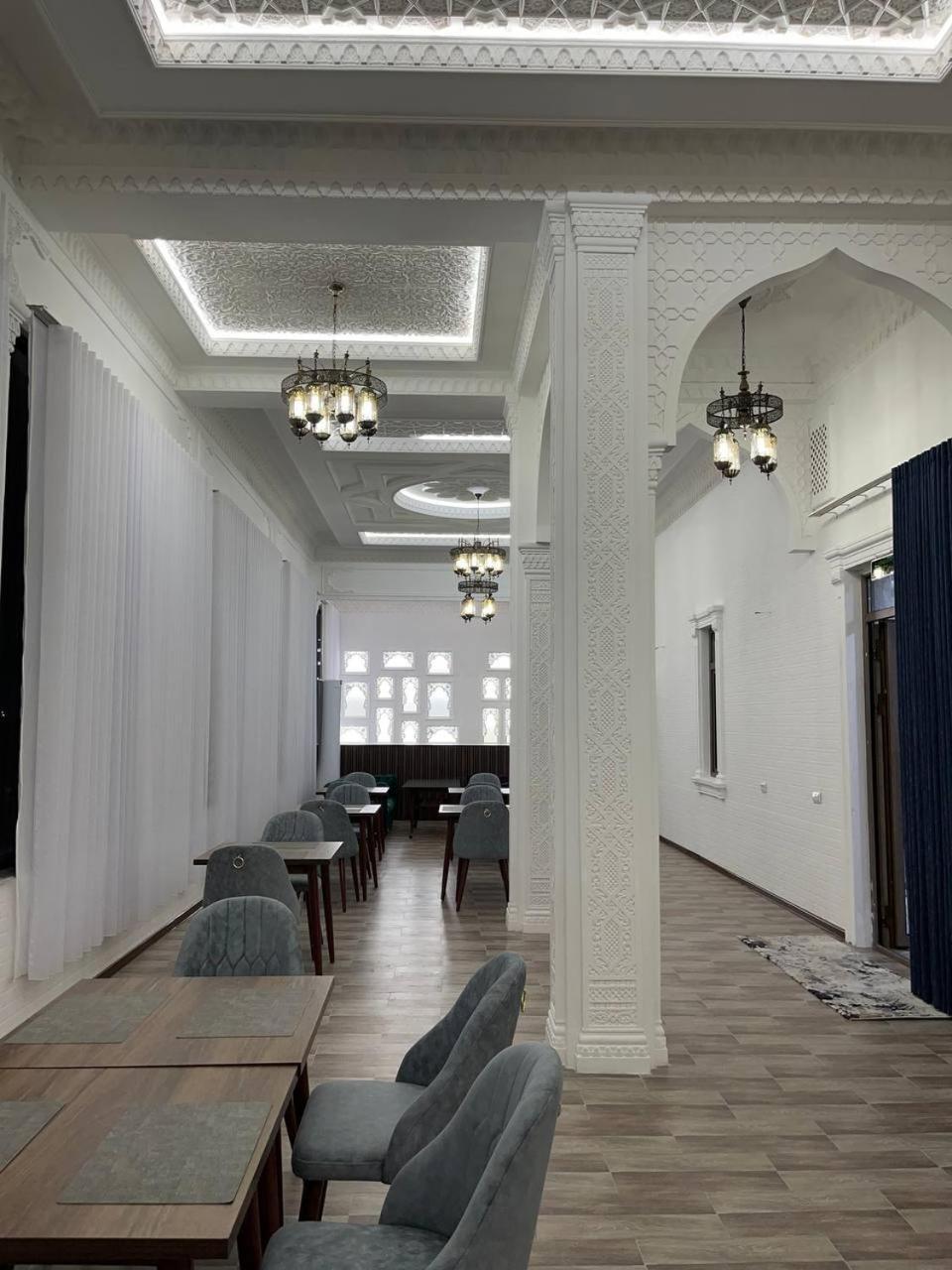 Zehra Hotel Bukhara Bagian luar foto